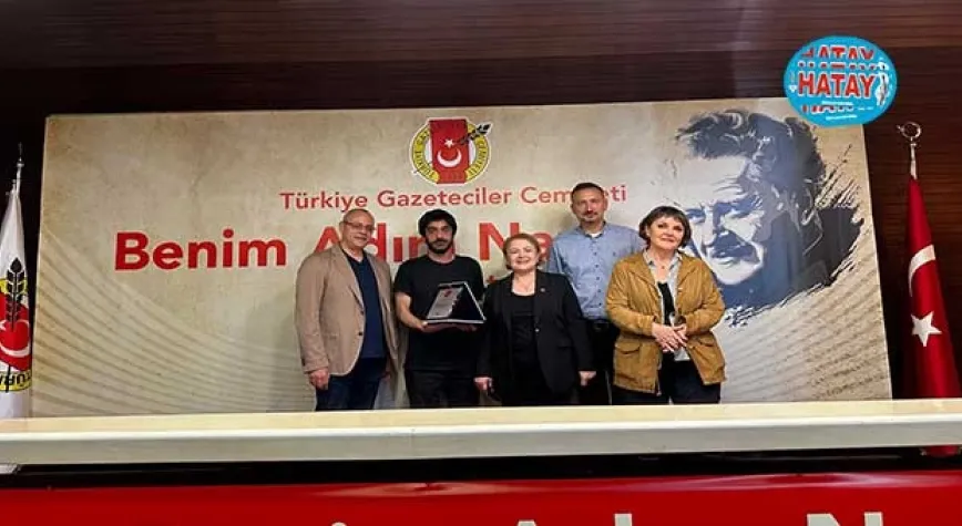  BEN NAZIM HİKMET OKUMA TİYATROSU ETKİNLİĞİ
