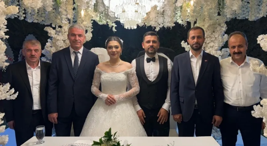 Betül Ve Mehmet Mutluluğa Evet Dedi