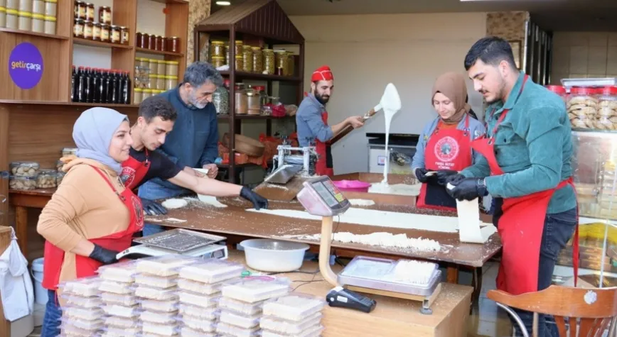 Bir Lokma Memleket: Küncülü Helva Hasreti Dindiriyor
