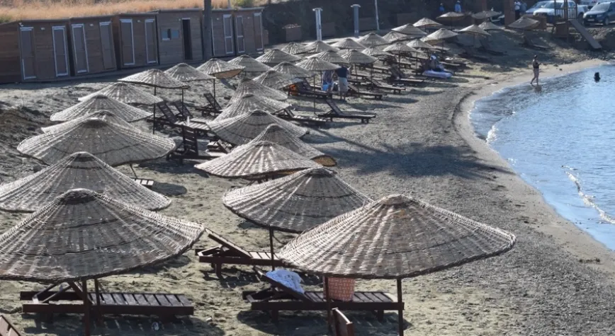 BİR PLAJ DA KONACIK’A
