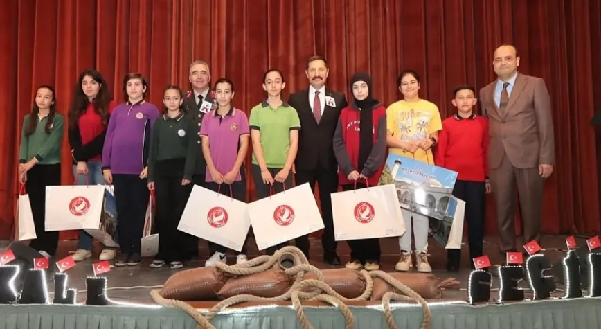 Bizlere Bu Vatanı Emanet Edenlere Minnettarız