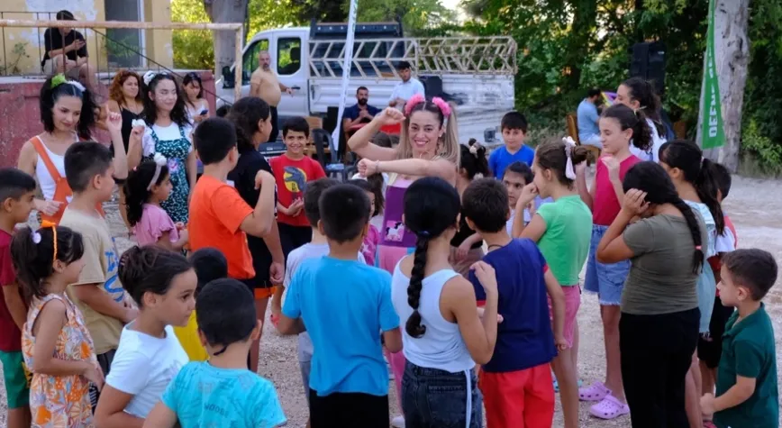 Bostancık’ta çocuk şenliğine ilgi