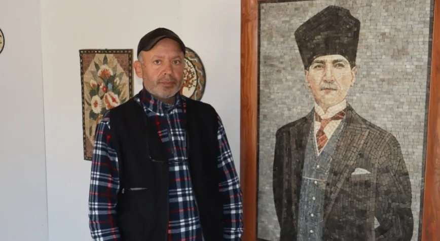 Bostancı,Minik Taşlarla Harikalar Yaratıyor