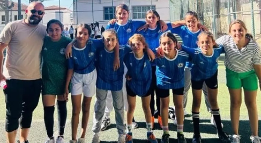 Büyükburç Ortaokulu başarıya doymuyor