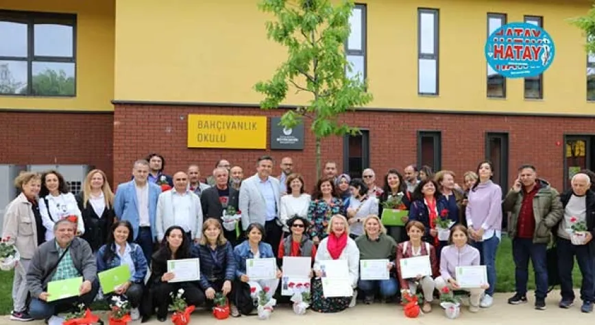 BÜYÜKDERE FİDANLIĞI BAHÇIVANLIK OKULU 27 YIL SONRA İLK MEZUNLARINI VERDİ