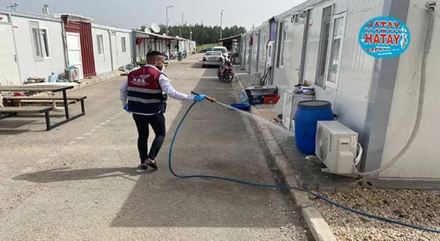 BÜYÜKŞEHİR BİR AYDA 36 BİN NOKTADA İLAÇLAMA YAPTI