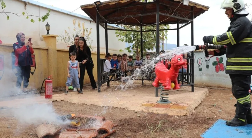 Büyükşehir İtfaiyesinden Çocuklara Yangın Eğitimi