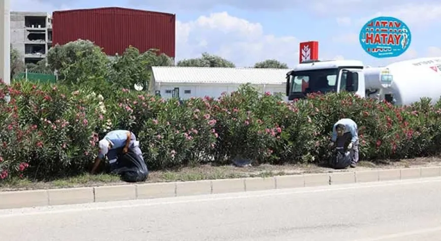 BÜYÜKŞEHİR TEMİZLİK ÇALIŞMALARINA DEVAM EDİYOR
