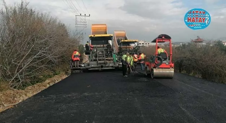 BÜYÜKŞEHİR YOL BAKIM VE ONARIM ÇALIŞMALARINA DEVAM EDİYOR
