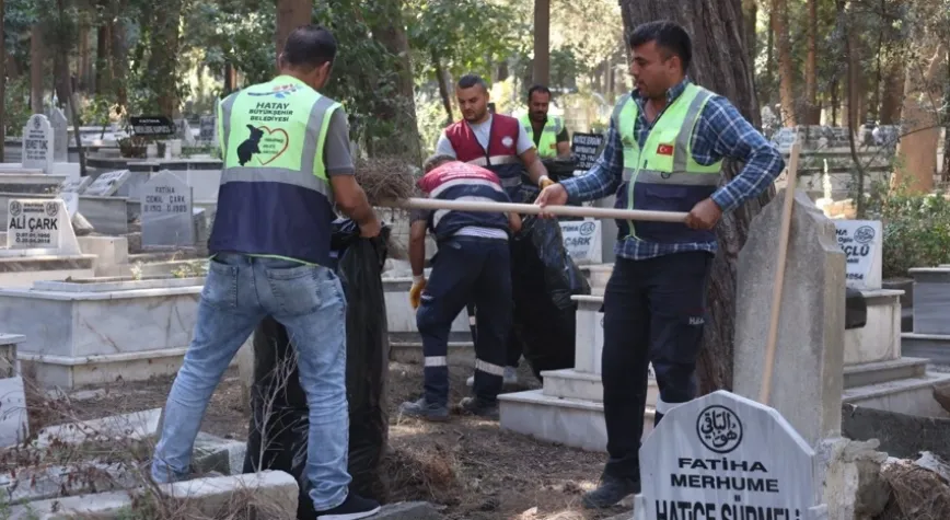 BÜYÜKŞEHİRDEN ANTAKYA ASRİ MEZARLIĞINDA KAPSAMLI ÇALIŞMA