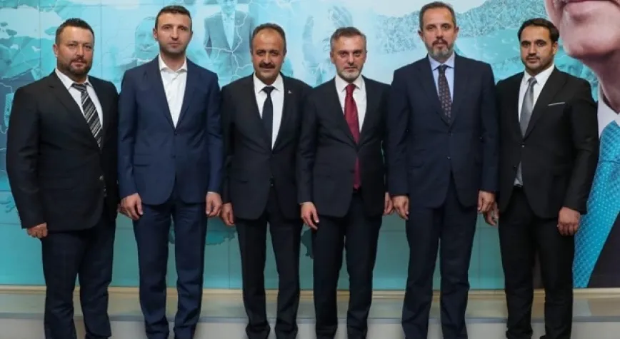 CEMİL CEYLAN AK PARTİ İLÇE BAŞKANI OLDU