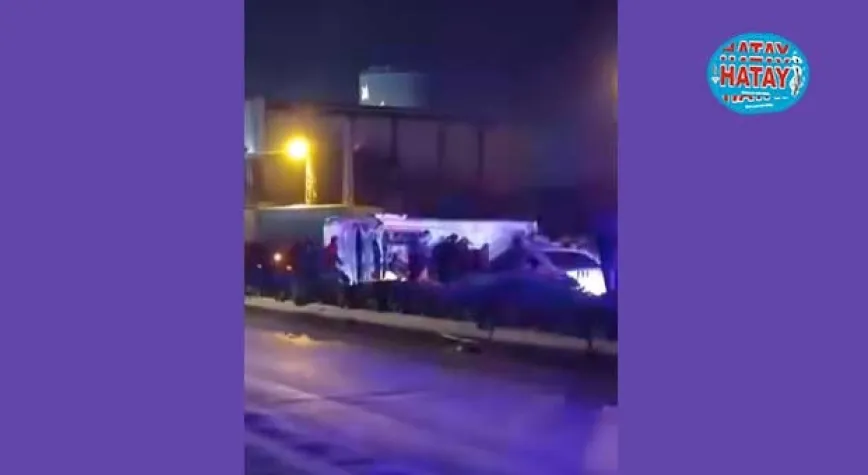 Çevik Kuvvet Minibüsü Devrildi 10 Polis yaralı