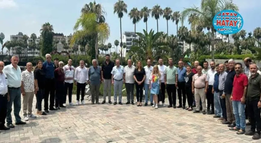 CHP’Lİ VEKİL KARA MUHTARLARLA BULUŞTU