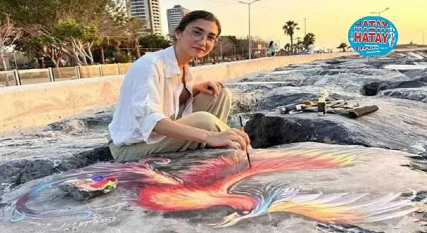 ÇİZDİĞİ RESİMLERLE İNSANLARA UMUT AŞILIYOR