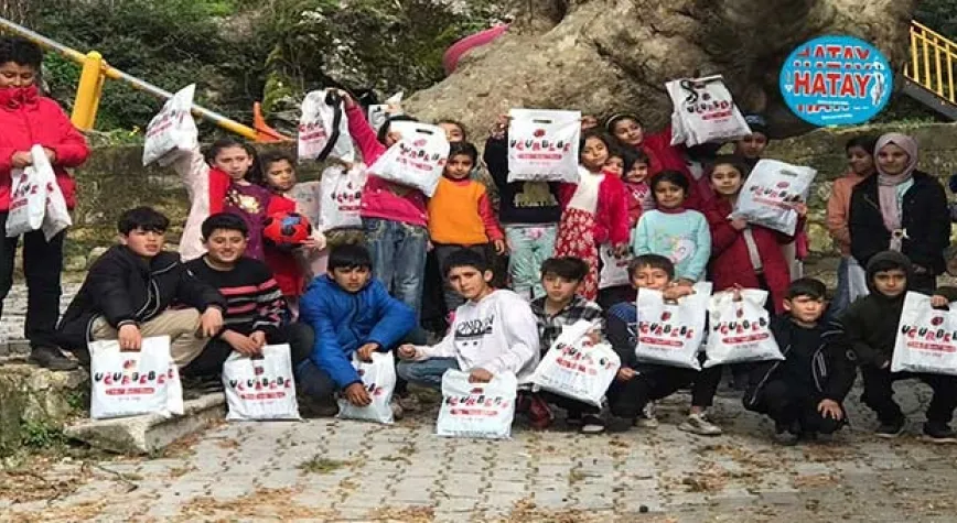 ÇOCUKLARI SEVİNDİRDİLER
