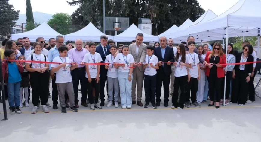 Defne’de Tübitak 4006 Bilim Fuarı