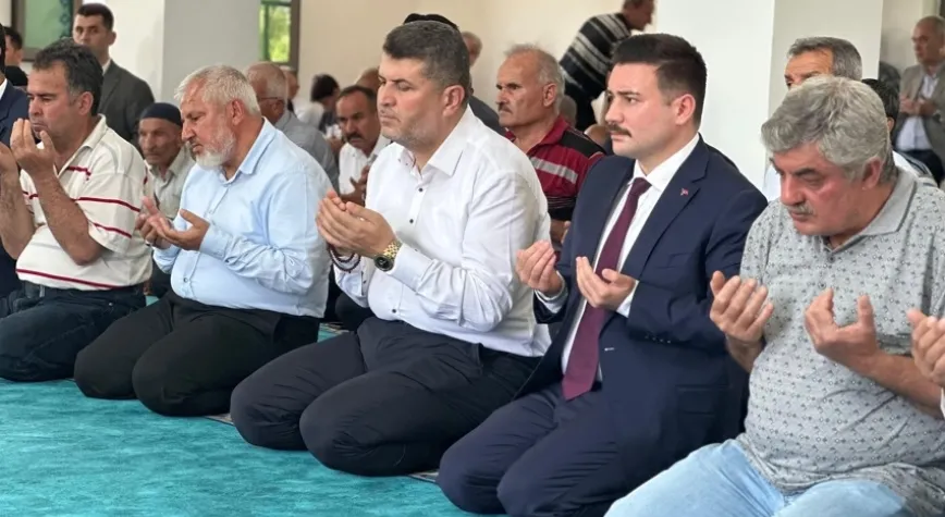 Delicay Camisi Dualarla İbadete Açıldı
