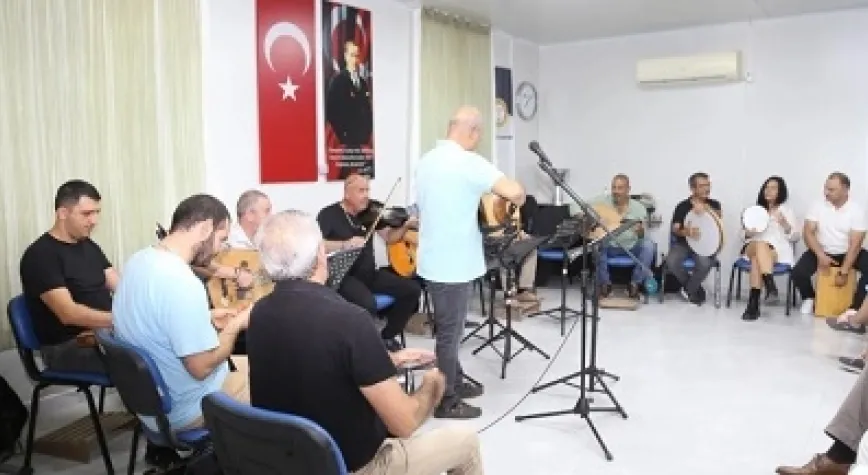 DENİZ ÇAĞDAŞ MUSİKİ DERNEĞİ SEZONU AÇTI