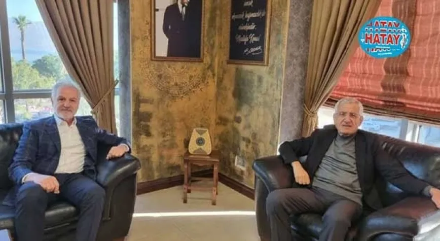 DEPREM SONRASI ARSUZ’UN AYAĞA KALKMASI İÇİN ÇABA GÖSTERİYORUZ