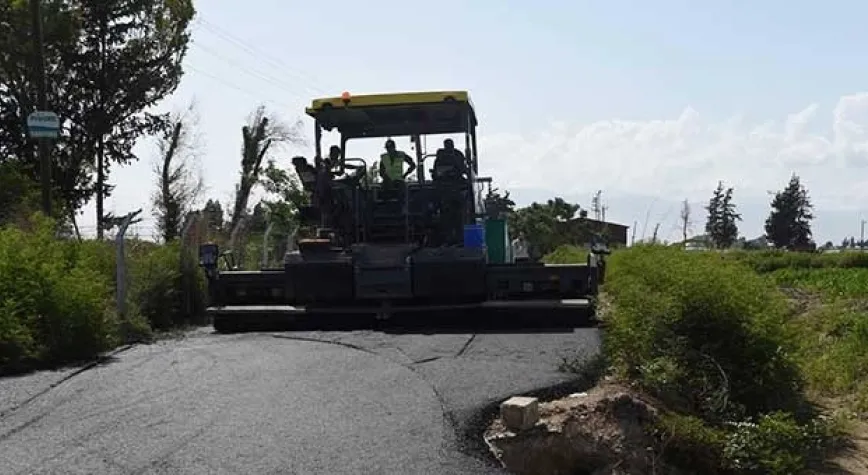 DEPREMİN İZLERİNİ SİLMEK İÇİN GAYRETLE ÇALIŞIYOR