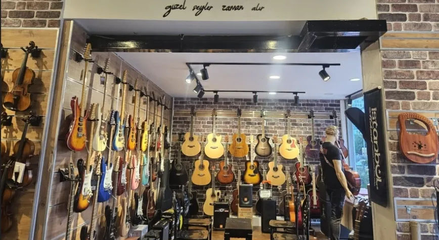 Depremin Küllerinden Doğan Bir Sanat Yuvası; İzmir Müzik