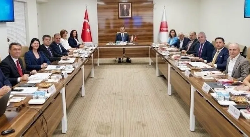 DEPREMZEDE BELEDİYELERİN BORÇLARI SİLİNMELİ