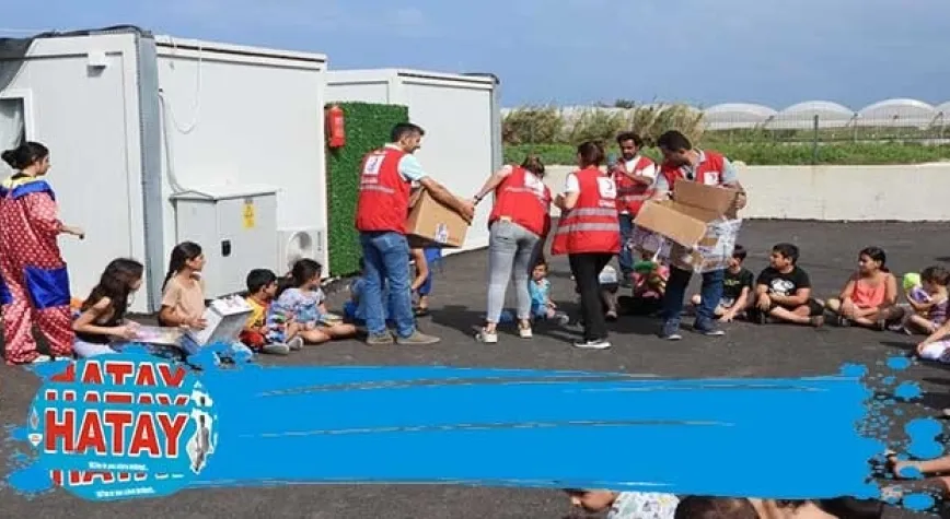 DEPREMZEDE ÇOCUKLAR İÇİN ETKİNLİK DÜZENLEDİ 