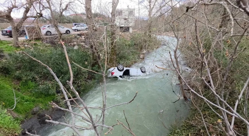 Dereye Uçan Araçta Can Pazarı