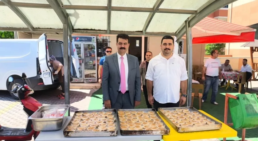 Dörtyol’da Avukatlardan Aşure İkramı