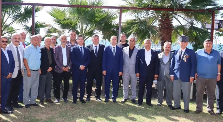 DÖRTYOL’DA MUHTARLAR GÜNÜ KUTLANDI