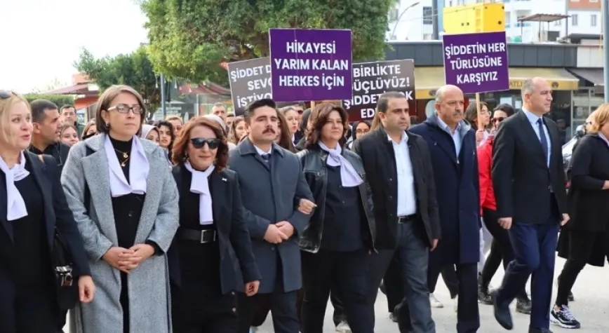 DÖRTYOL’DA ŞİDDETE KARŞI SESSİZ YÜRÜYÜŞ