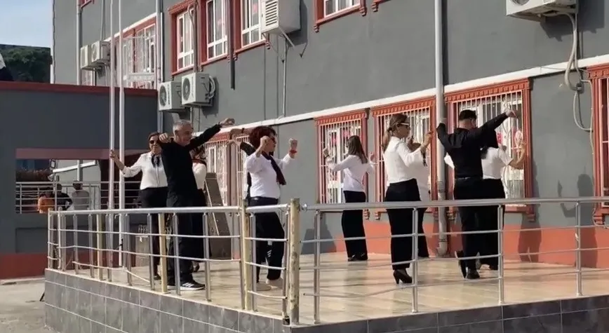 Eğitimcilerden 24 Kasım Zeybeği
