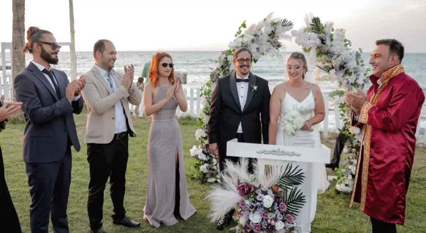 Elif ve Gökhan Dünya Evine Girdi