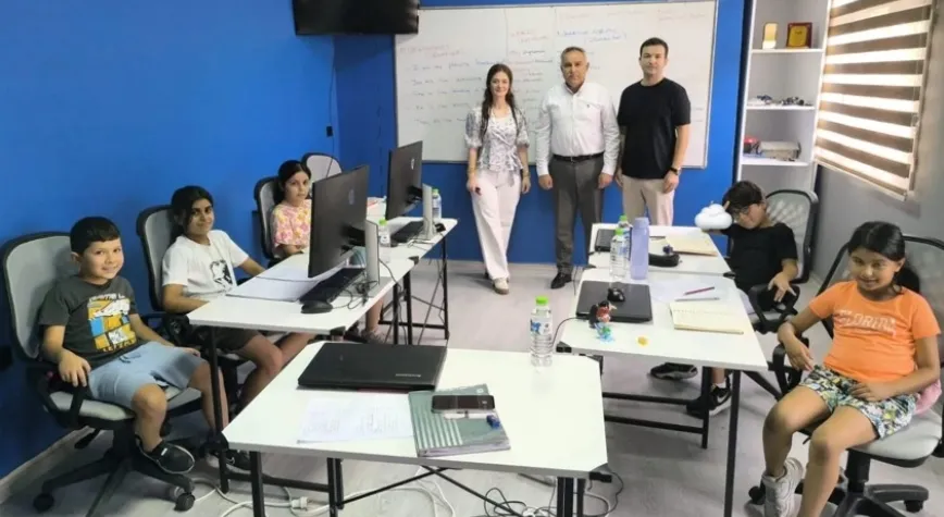 Erzin İnisiyatif Gençleri Geleceğe Hazırlıyor