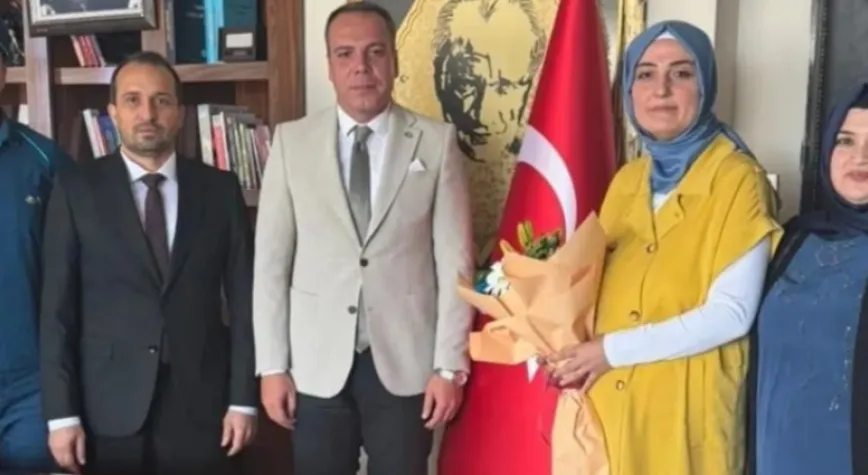 ERZİN PTT İDARESİNDEN KAYMAKAM’A ZİYARET             