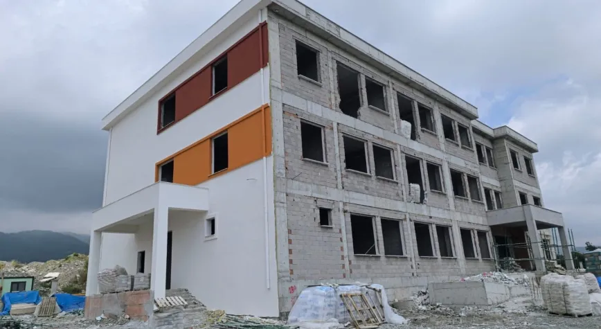Erzin’de Eğitim Yatırımları Hız Kesmeden Devam Ediyor
