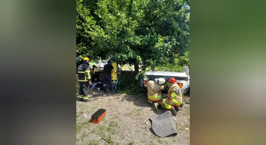 Erzin’de Takla Atan Otomobilde 3 Kişi Yaralandı