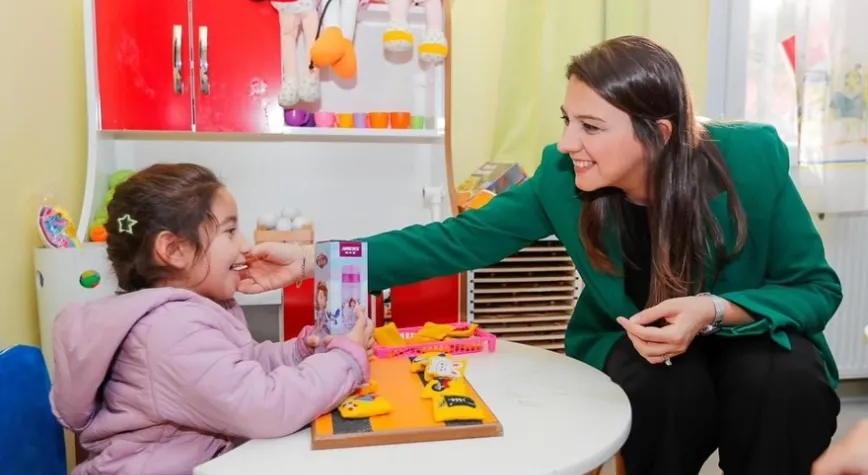 ESRA MASATLI ÖZEL ÖĞRENCİLERİ ZİYARET ETTİ