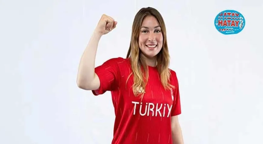 Foil kategorisinde 8-11. yarışlarını tamamladı