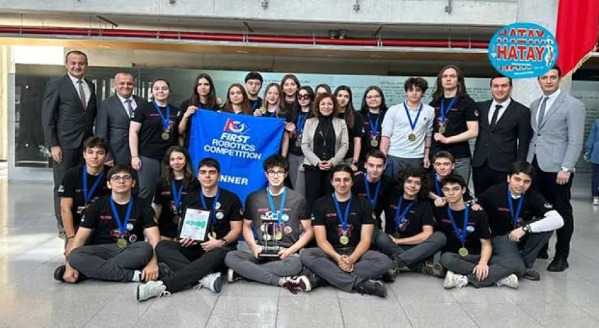 FRC ISTANBUL YARIŞMASINDA TED ROBOTİCS TAKIMINA WİNNER ÖDÜLÜ