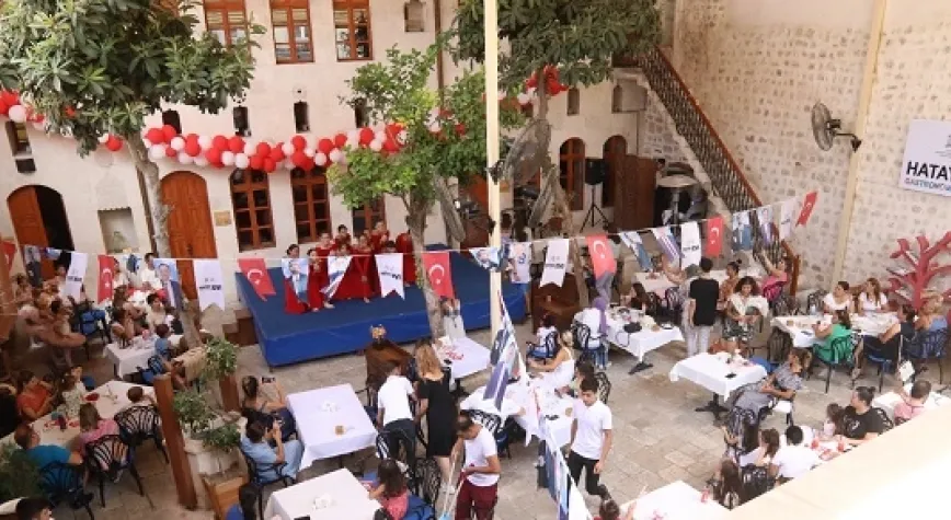 GASTRONOMİ EVİNDE 30 AĞUSTOS COŞKUSU