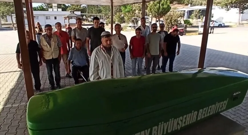 Gazeteci Okant Dualarla Uğurlandı