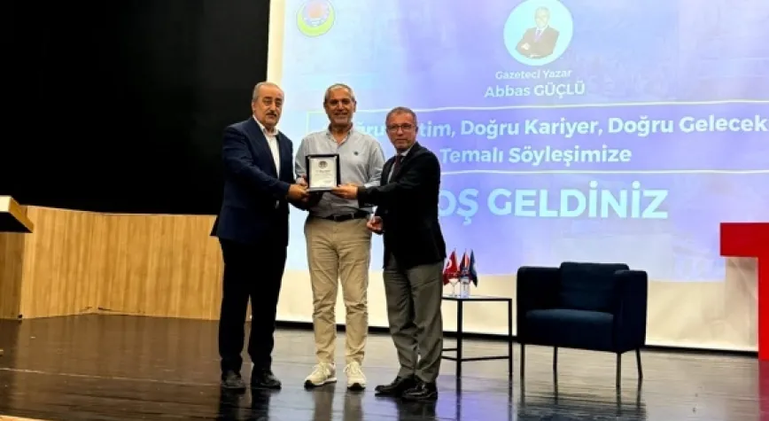 Gazeteci Yazar Abbas Güçlü TED Hatay Koleji'nde Söyleşi Gerçekleştirdi