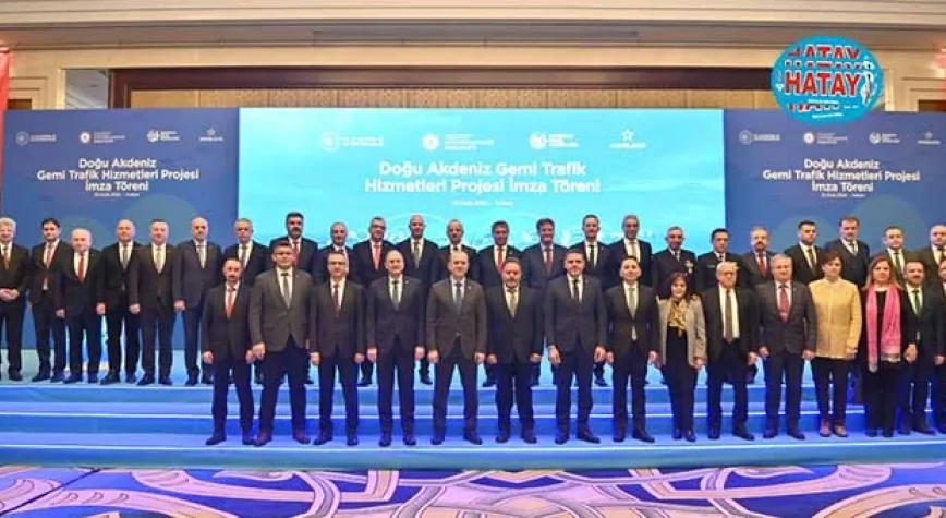 GEMİ TRAFİK HİZMETLERİ SİSTEMİ PROJESİNDE İMZALAR ATILDI