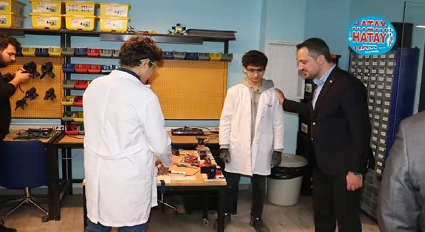 GENÇLİK MERKEZİ ÇALIŞANLARINI TEBRİK ETTİLER