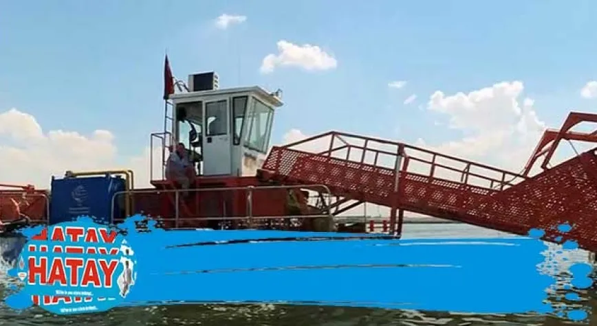 Gölden 3 milyon 500 bin metreküp çamur çıkarıldı