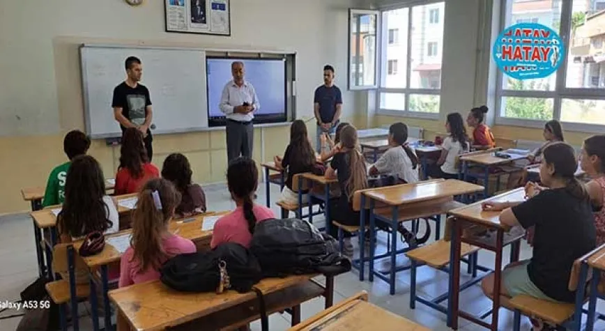 GÜLİSTAN ÖĞRENCİLERLE BİR ARAYA GELDİ