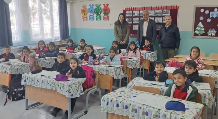 GÜLİSTAN, OKUL ZİYARETLERİNDE BULUNDU