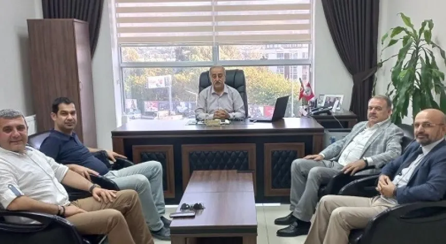  Gülistan’a Makamında ziyaret