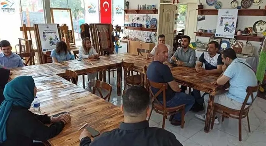 HAKLARIMI ÖĞRENİYOR GÜÇLENİYORUM